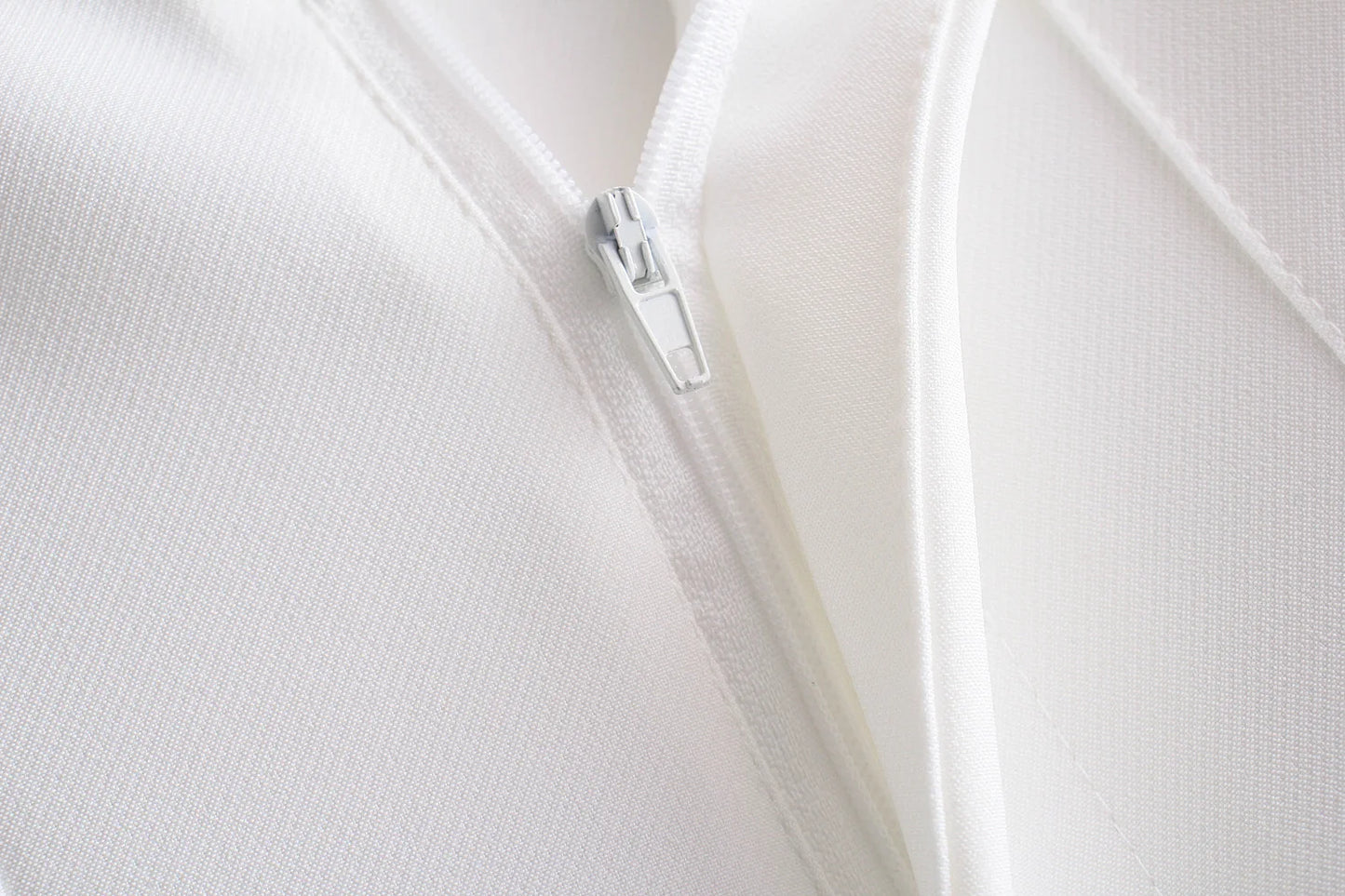 Tailored Slim High-Waist Trousers